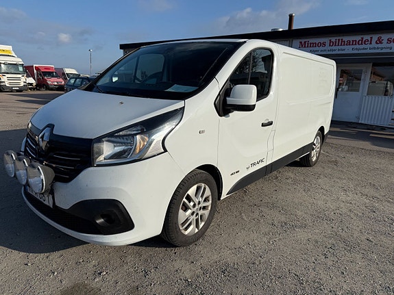 Renault Trafic 2 of 5