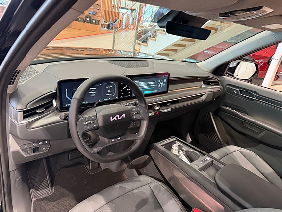 Kia EV9 7 of 17