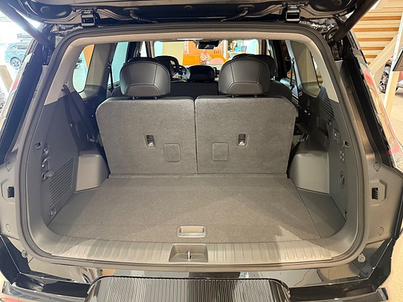 Kia EV9 11 of 17