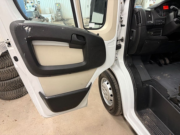 Fiat Ducato 13 of 17