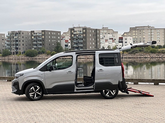 Peugeot Rifter 23 of 30