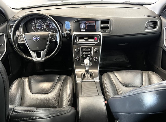 Volvo S60 9 of 18