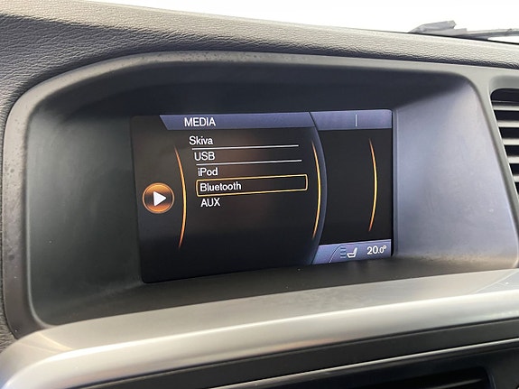 Volvo S60 15 of 18