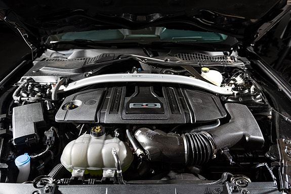 Ford Mustang 20 of 25