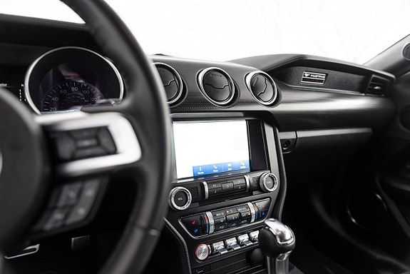 Ford Mustang 15 of 25