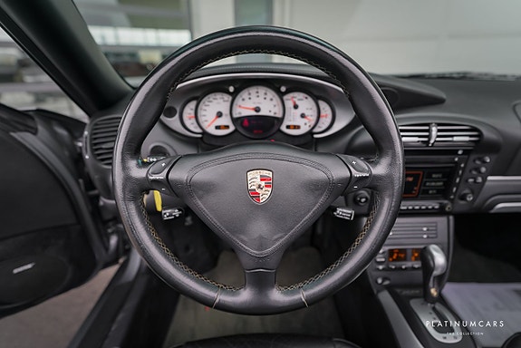 Porsche 911 10 of 21