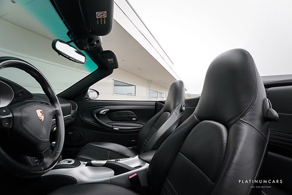 Porsche 911 9 of 21