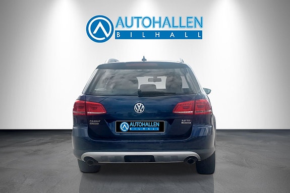 Volkswagen Passat Alltrack 7 of 10