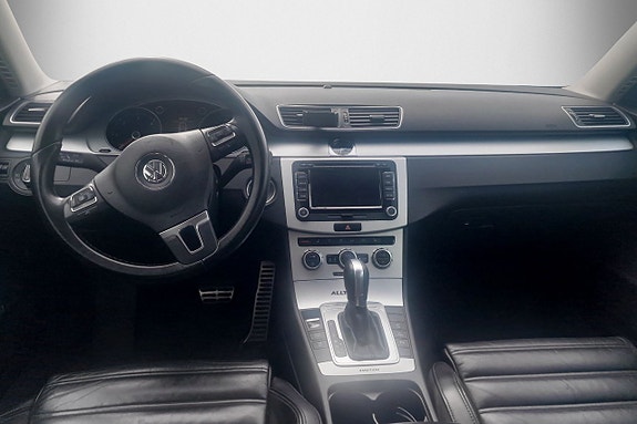 Volkswagen Passat Alltrack 10 of 10