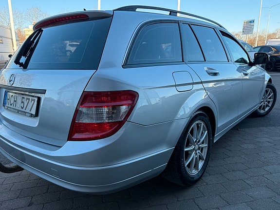 Mercedes-Benz C200 5 of 17