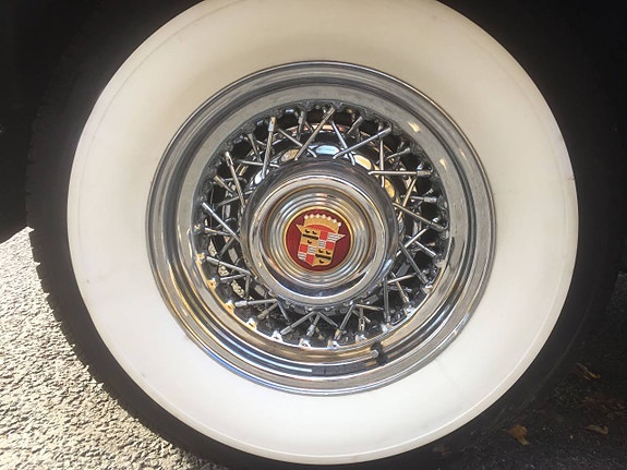 Cadillac Series 62 7 of 11