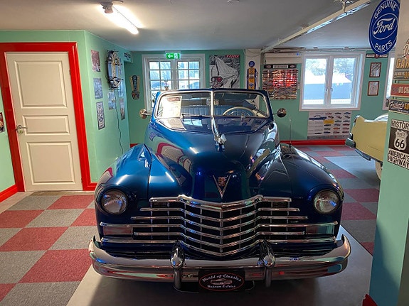 Cadillac Series 62 3 of 11