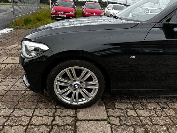 BMW 118i 20 of 21