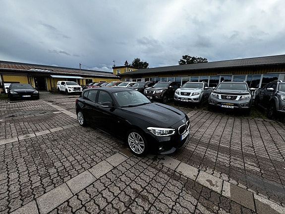 BMW 118i 5 of 5