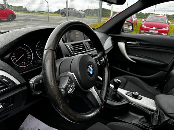 BMW 118i 11 of 21