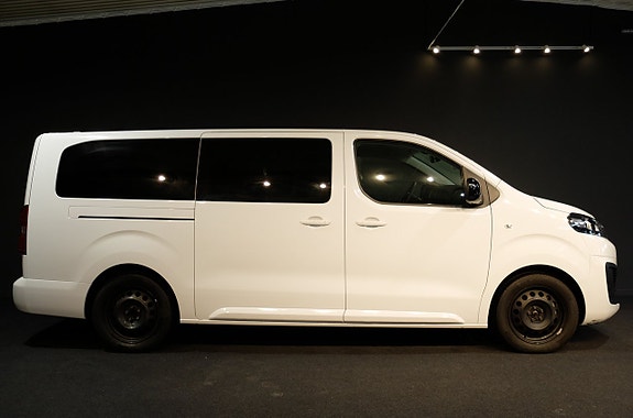 Citroen E-SpaceTourer 2 of 5