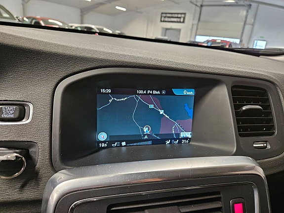 Volvo V60 7 of 8
