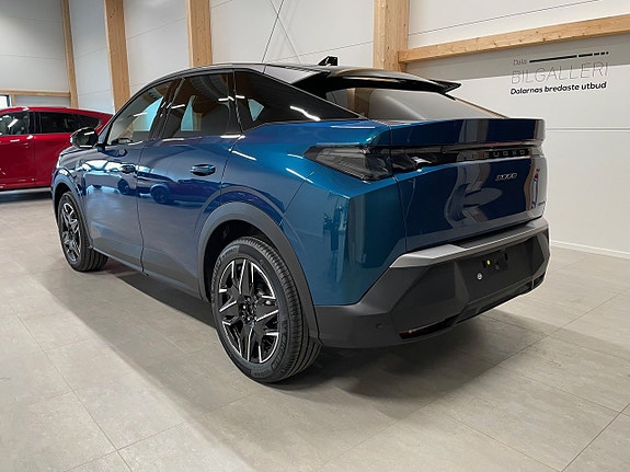 Peugeot 3008 3 of 5