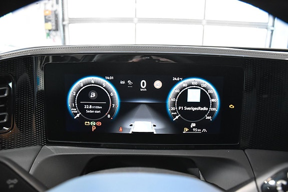 Volkswagen Tiguan 12 of 29