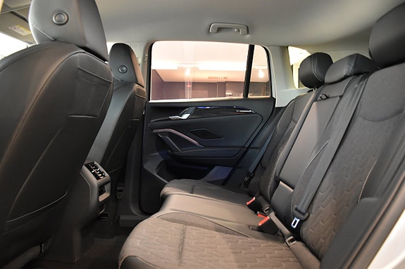 Volkswagen Tiguan 27 of 29