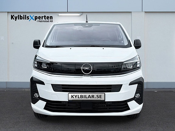 Opel Vivaro 8 of 18