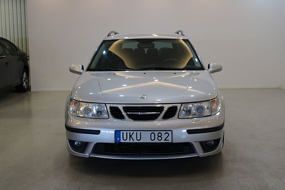 Saab 9-5 2 of 9