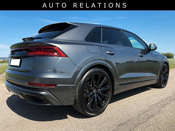 Audi Q8 5 of 7
