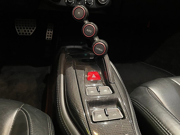 Ferrari 458 Spider 15 of 18