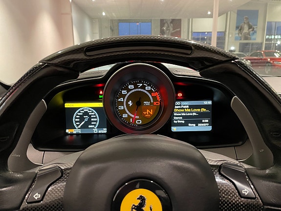 Ferrari 458 Spider 13 of 18