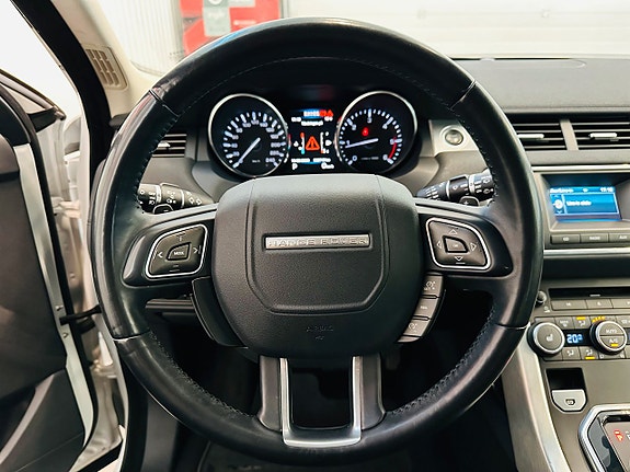 Land Rover Range Rover Evoque 19 of 23
