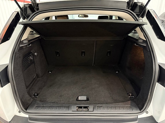 Land Rover Range Rover Evoque 9 of 23