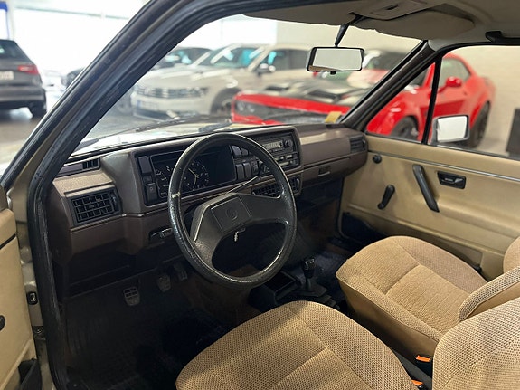 Volkswagen Jetta 15 of 20