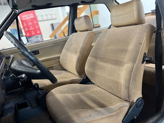 Volkswagen Jetta 14 of 20
