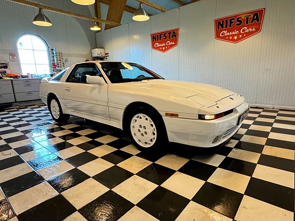 Toyota Supra 8 of 27
