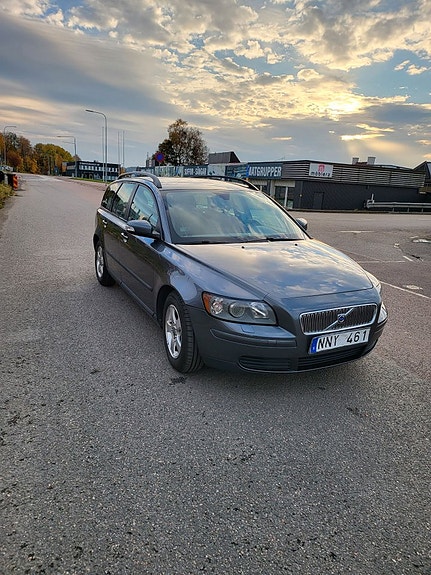Volvo V50