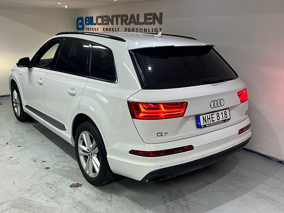 Audi Q7 29 of 29
