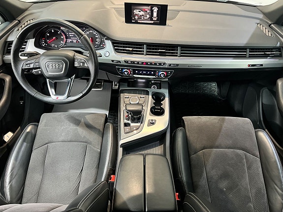 Audi Q7 16 of 29