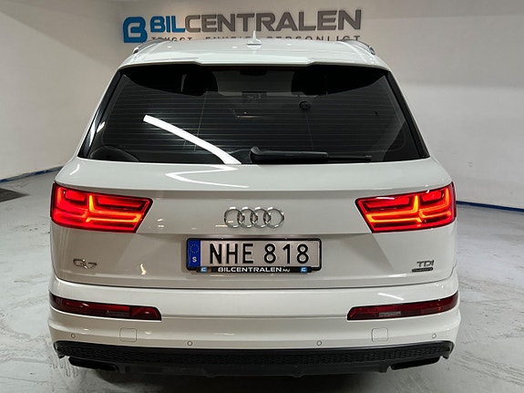 Audi Q7 10 of 29
