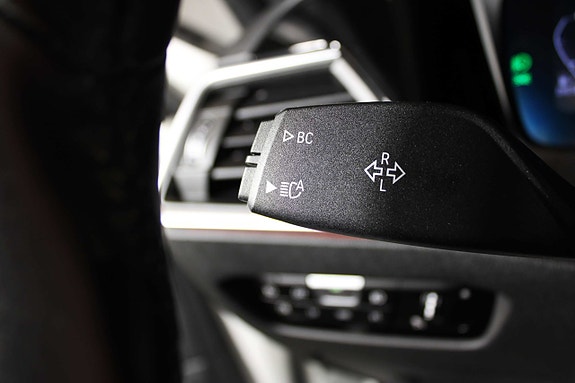 BMW 330d 22 of 27