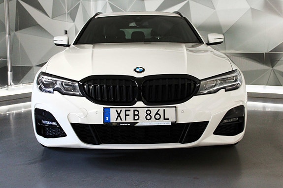BMW 330d 9 of 27