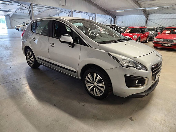 Peugeot 3008 3 of 5
