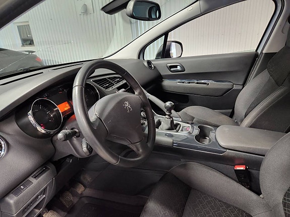 Peugeot 3008 5 of 5