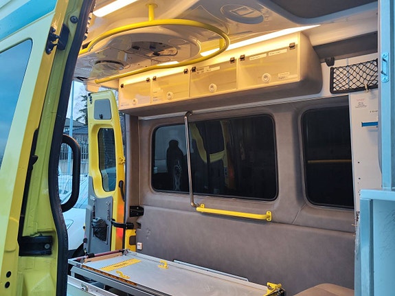 Mercedes-Benz Sprinter 316 4 of 5