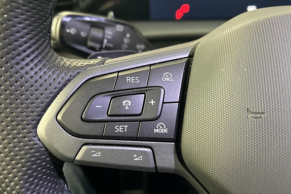 Volkswagen Tayron 30 of 30
