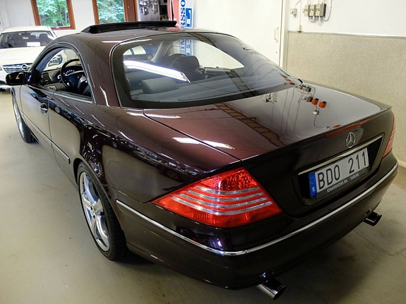 Mercedes-Benz CL500 4 of 5
