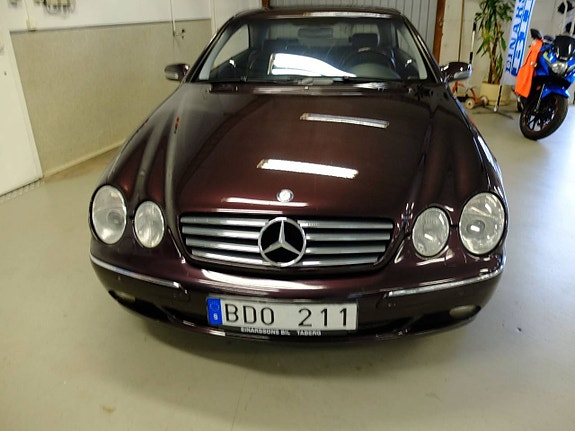 Mercedes-Benz CL500 2 of 5