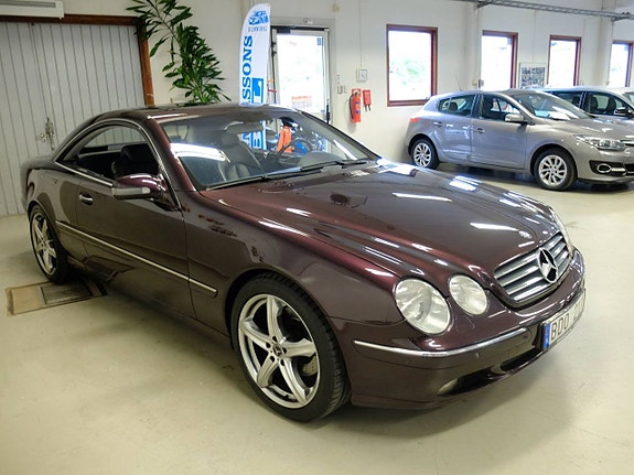 Mercedes-Benz CL500 3 of 5