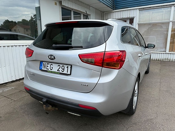 Kia Ceed 3 of 5