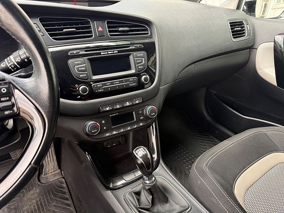 Kia Ceed 13 of 16