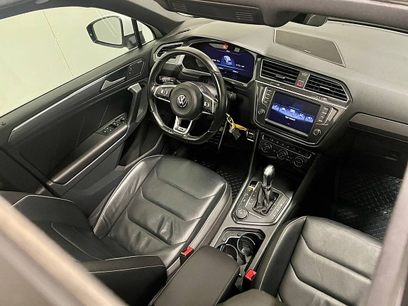 Volkswagen Tiguan 14 of 26